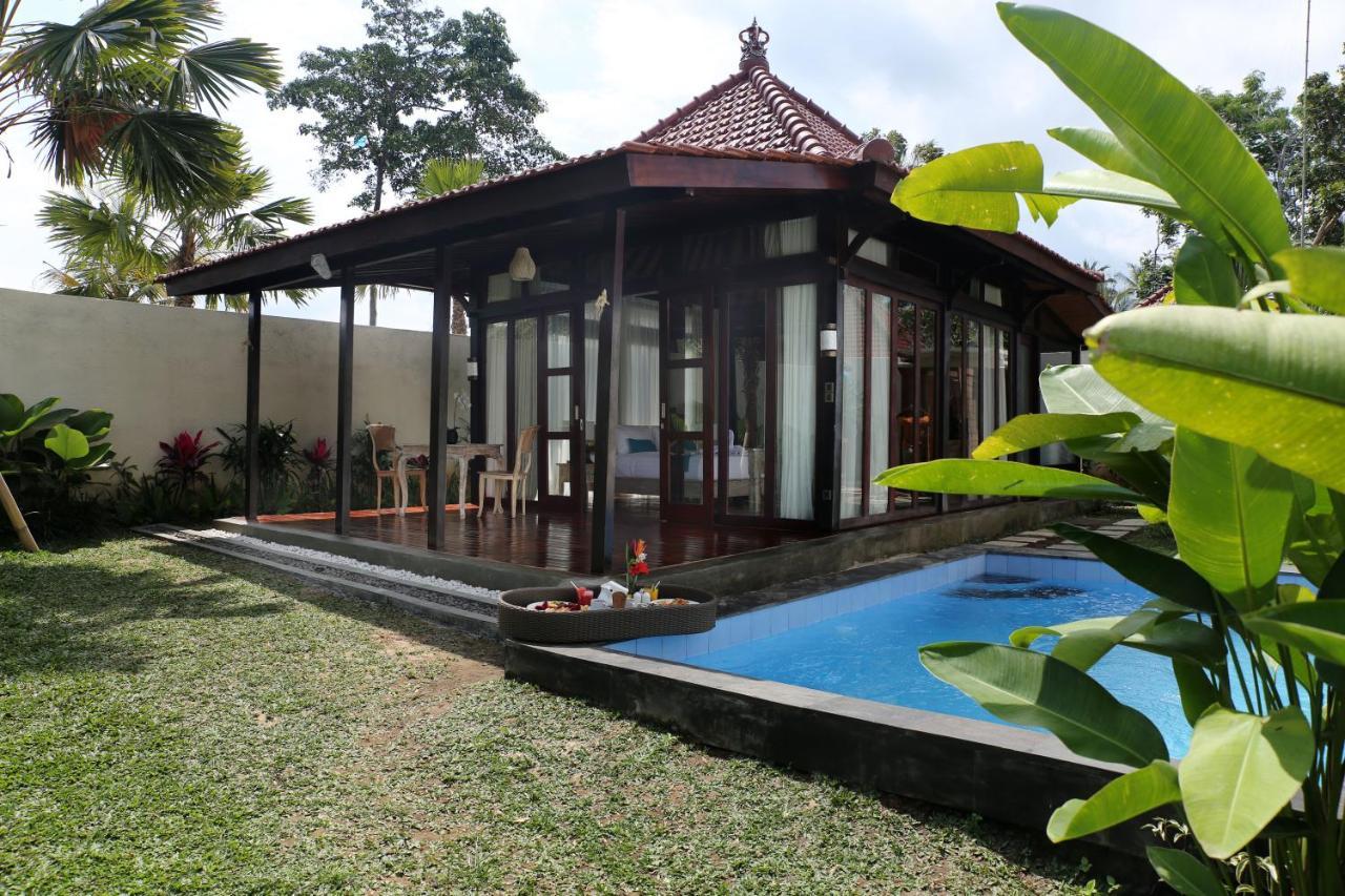 Vrindavan Ubud Villa Тегалаланг Екстериор снимка