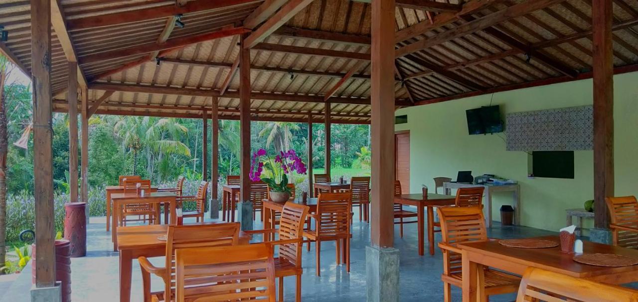 Vrindavan Ubud Villa Тегалаланг Екстериор снимка