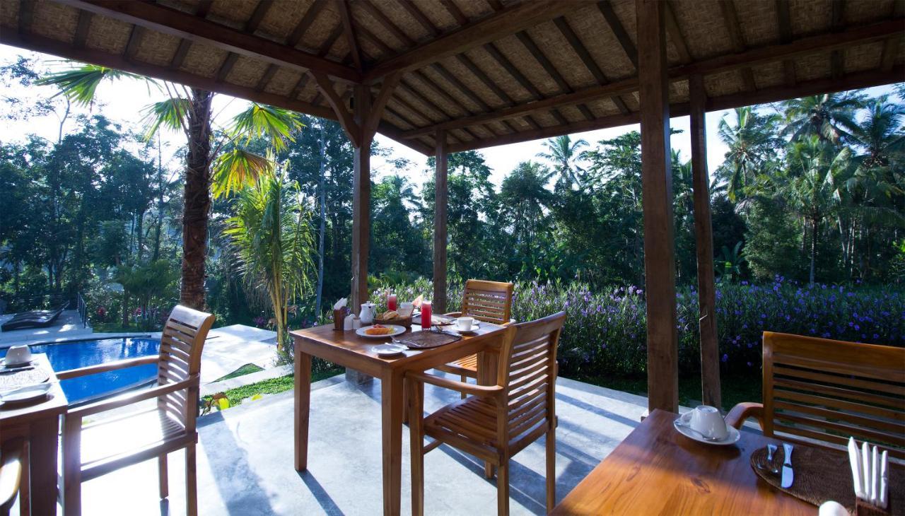 Vrindavan Ubud Villa Тегалаланг Екстериор снимка