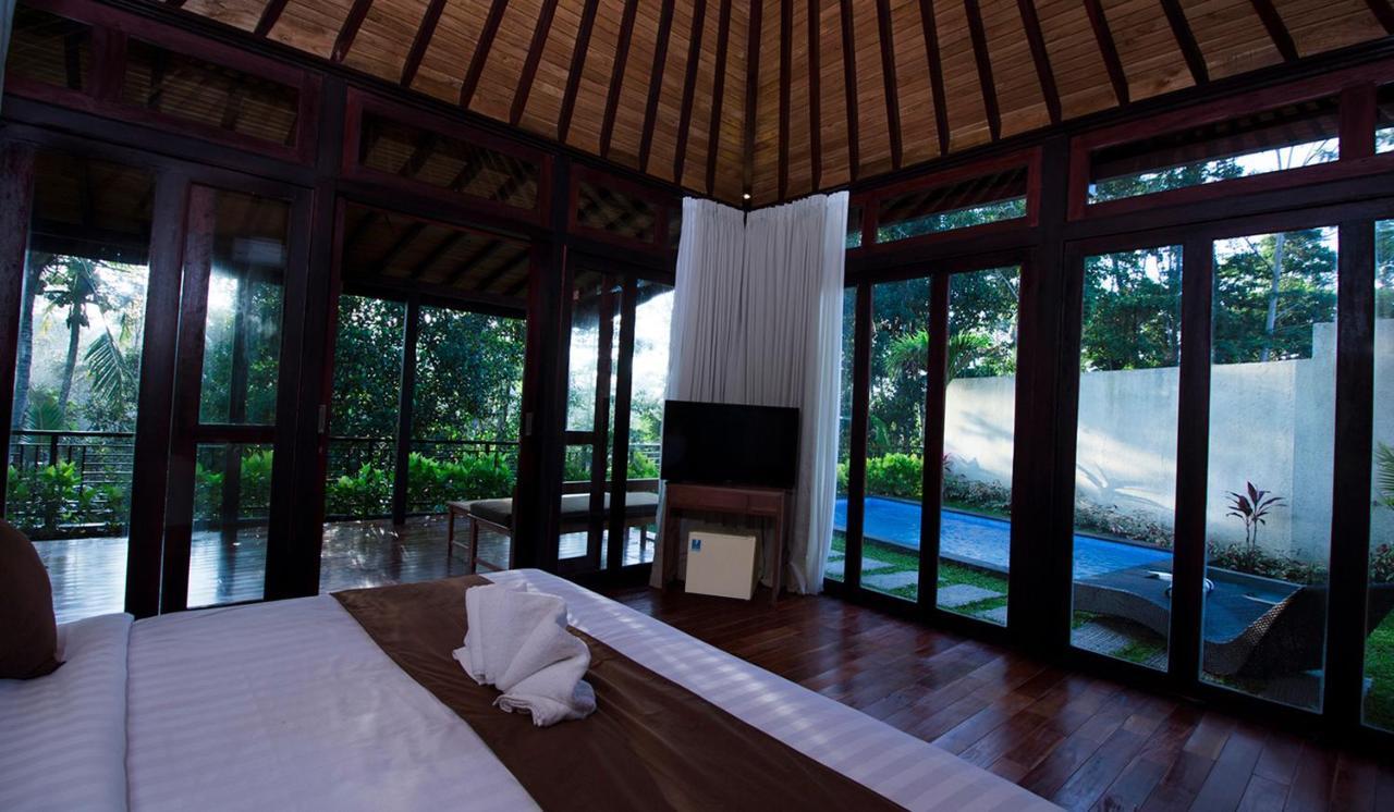 Vrindavan Ubud Villa Тегалаланг Екстериор снимка